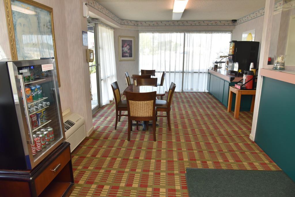 הבלוק Econo Lodge Cherry Point מראה חיצוני תמונה
