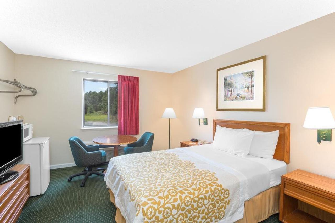 הבלוק Econo Lodge Cherry Point מראה חיצוני תמונה