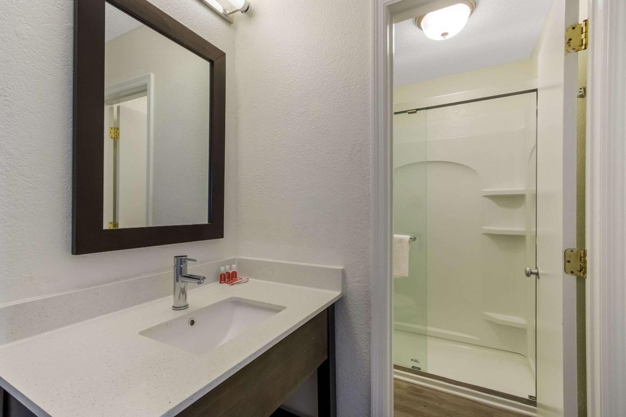 הבלוק Econo Lodge Cherry Point מראה חיצוני תמונה