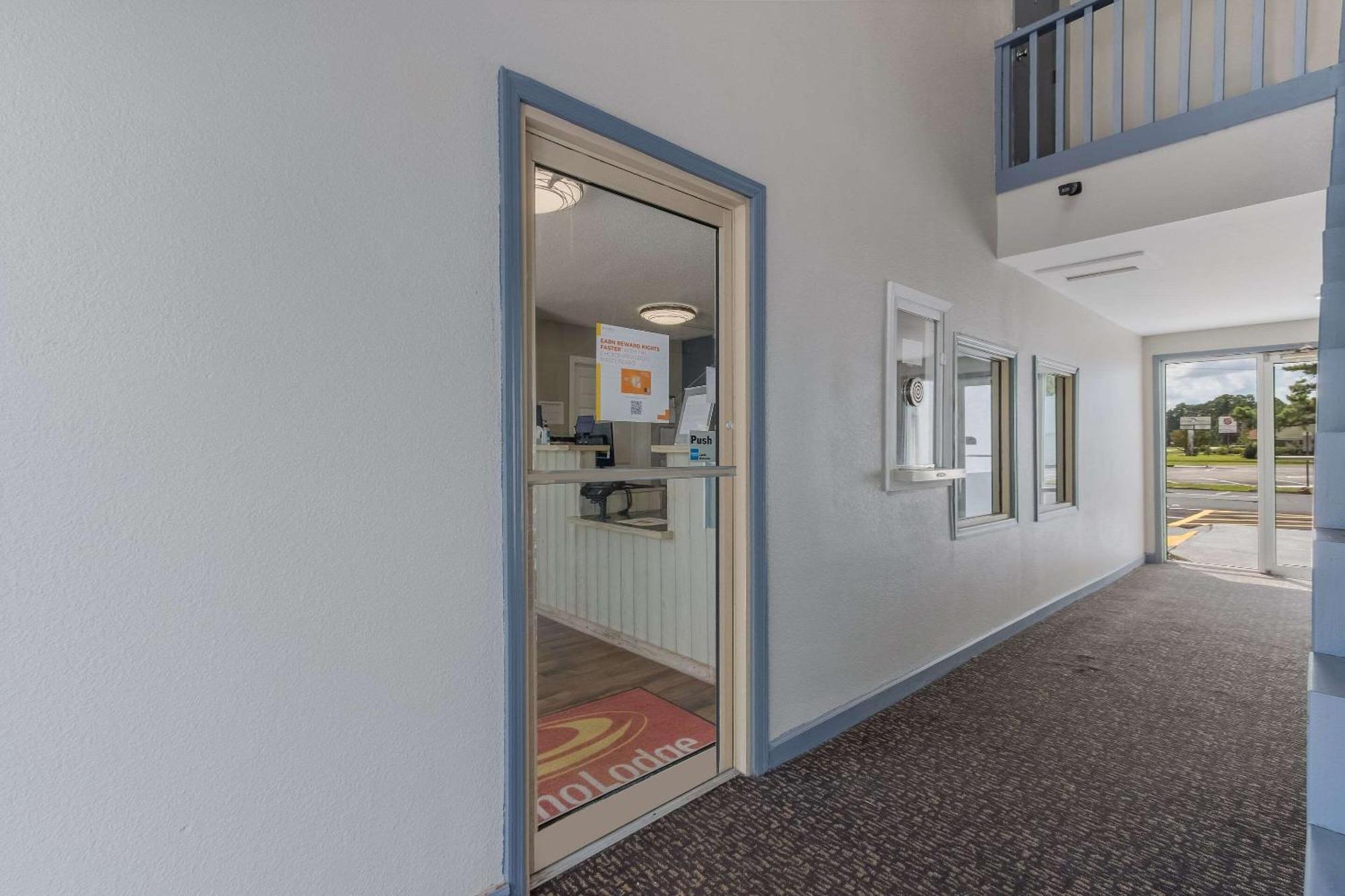 הבלוק Econo Lodge Cherry Point מראה חיצוני תמונה