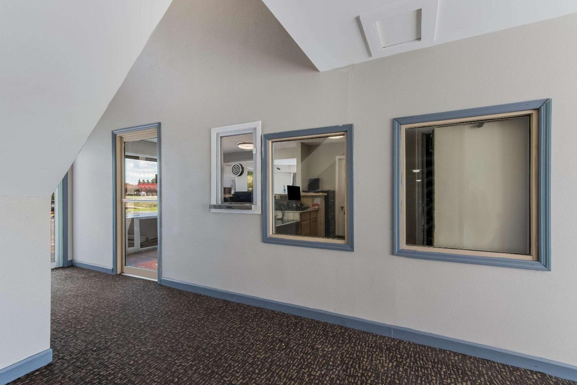 הבלוק Econo Lodge Cherry Point מראה חיצוני תמונה