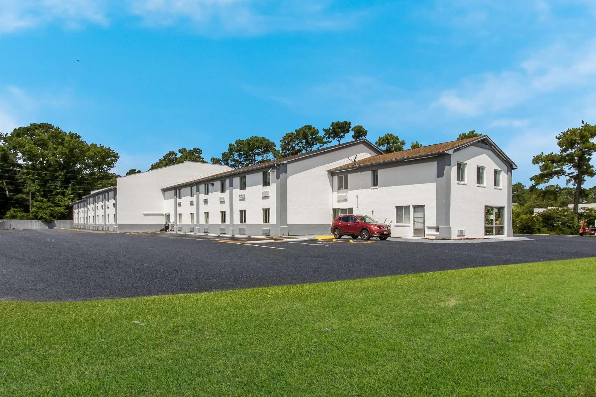 הבלוק Econo Lodge Cherry Point מראה חיצוני תמונה