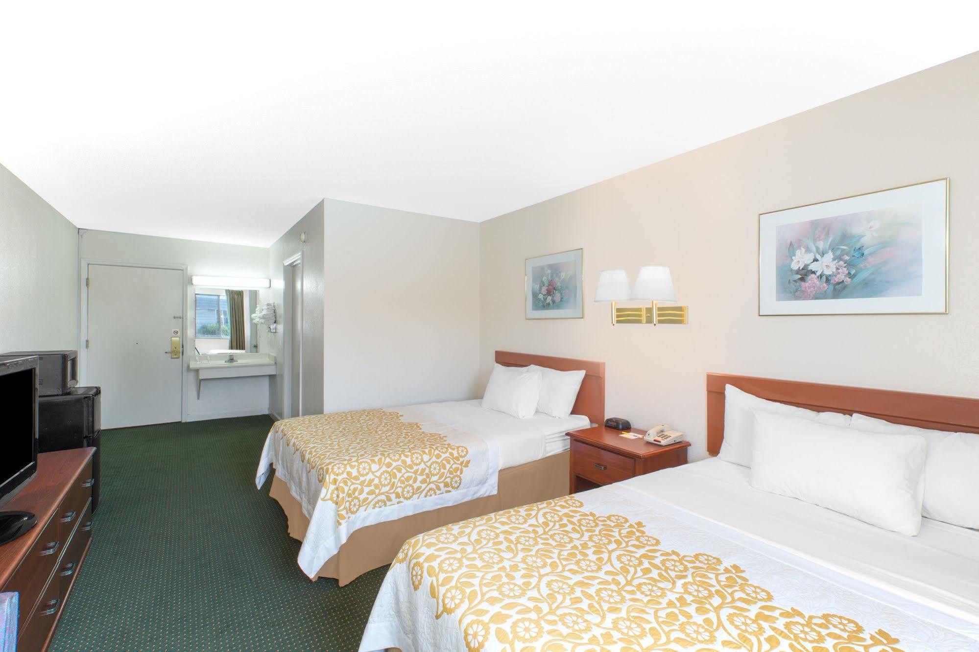 הבלוק Econo Lodge Cherry Point מראה חיצוני תמונה