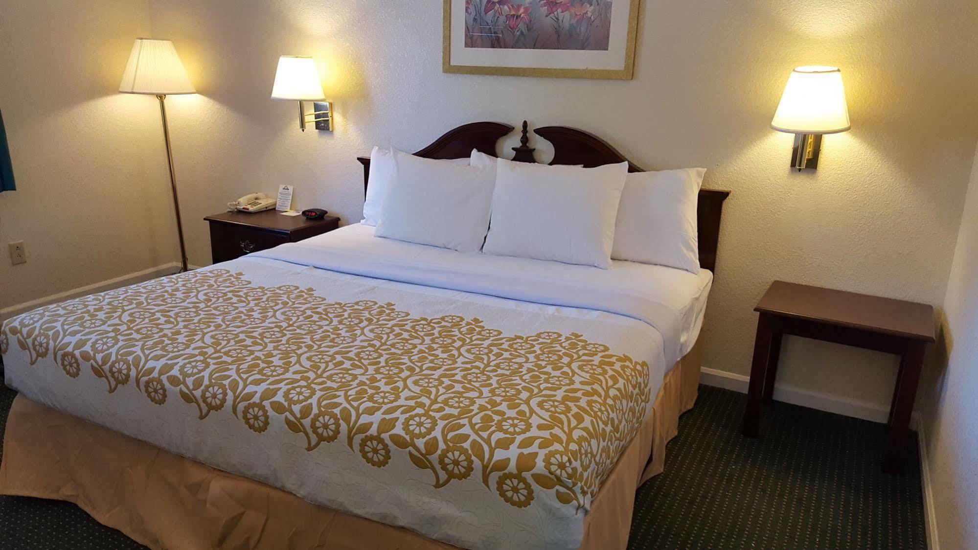 הבלוק Econo Lodge Cherry Point מראה חיצוני תמונה
